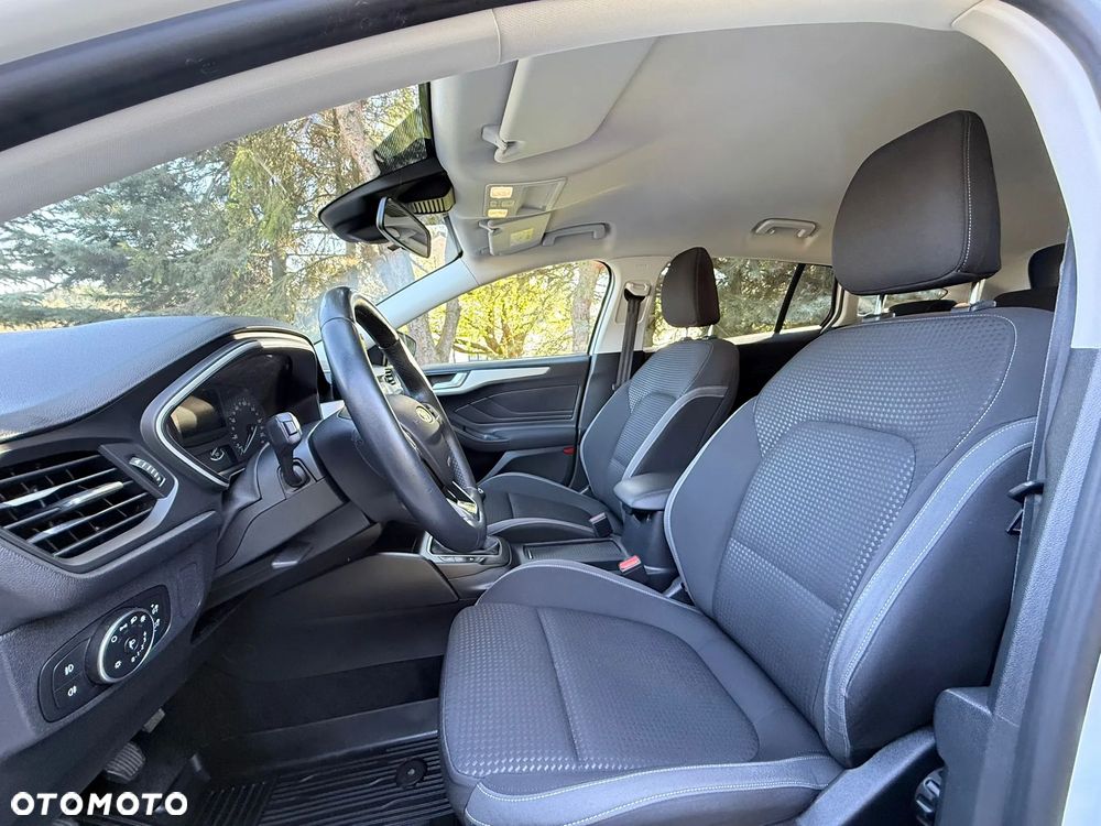 Ford Focus 1.0 EcoBoost Titanium - 16