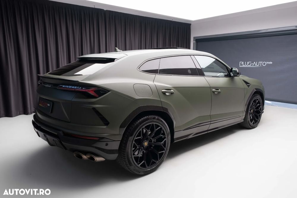 Lamborghini URUS - 3