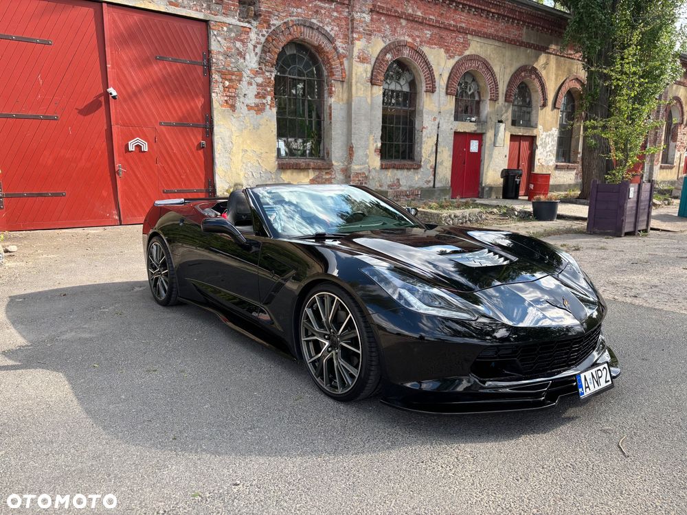 Chevrolet Corvette - 14