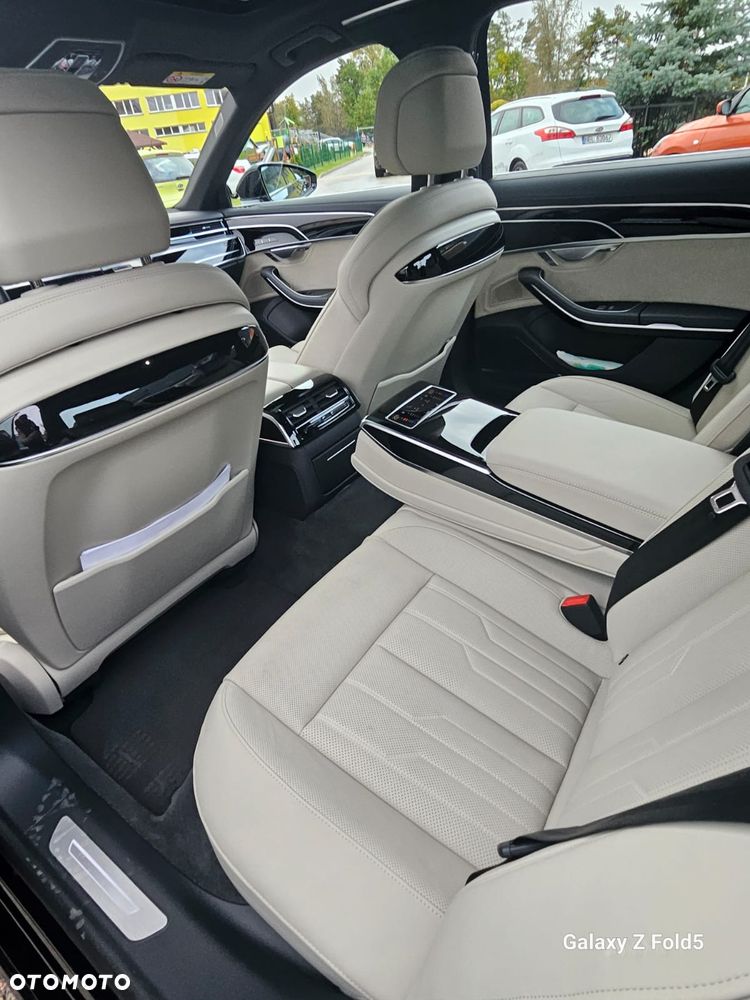 Audi A8 - 26