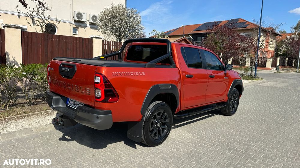 Toyota Hilux 2.8D 204CP 4x4 Double Cab AT MHEV Invincible Color Edition (3E5) - 11