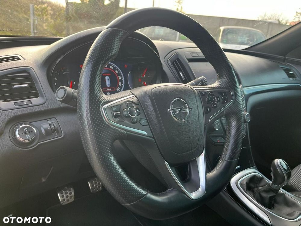 Opel Insignia 2.0 T Executive 4x4 S&S EU6 - 16