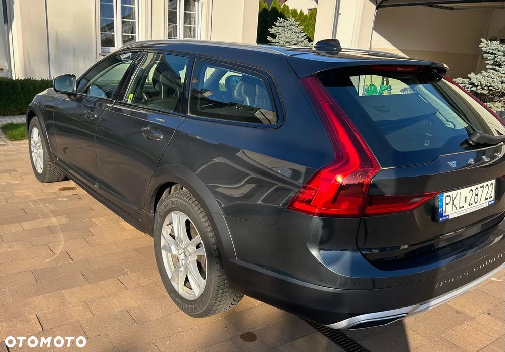 Volvo V90 Cross Country D4 AWD - 10