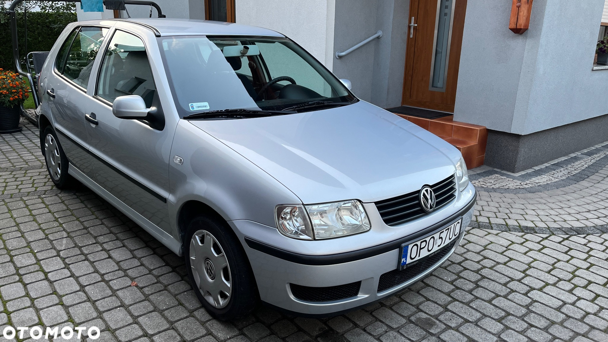 Volkswagen Polo 1.4 16V Basis - 2