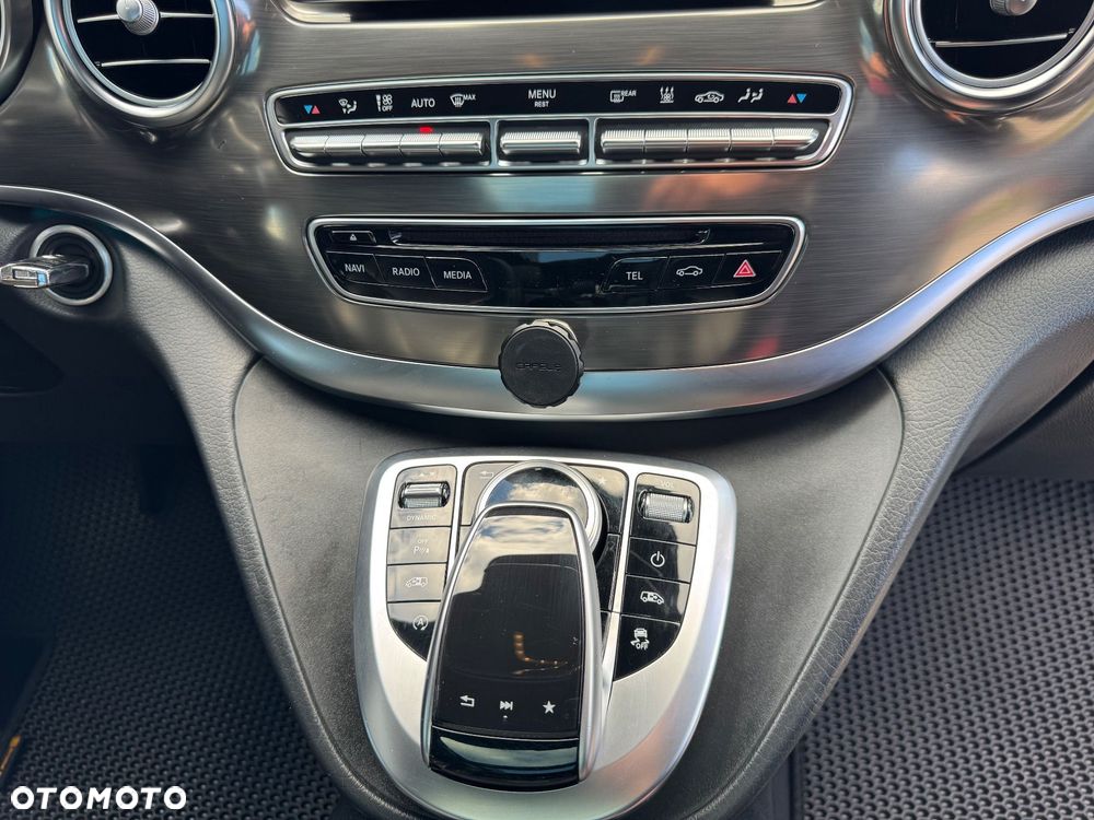 Mercedes-Benz Klasa V 250 d 4-Matic Exclusive 7G-Tronic - 15