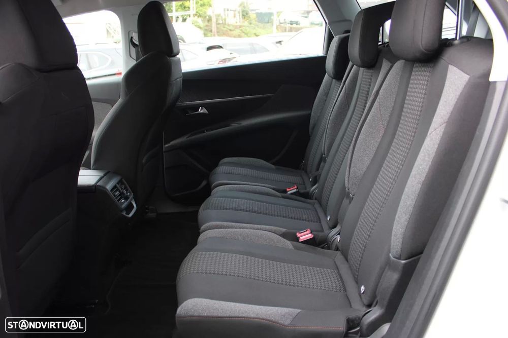 Peugeot 5008 - 7