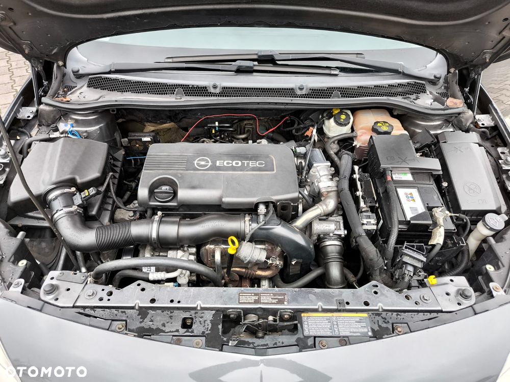 Opel Astra 1.7 CDTI Cosmo - 17
