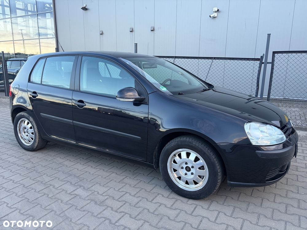 Volkswagen Golf - 11