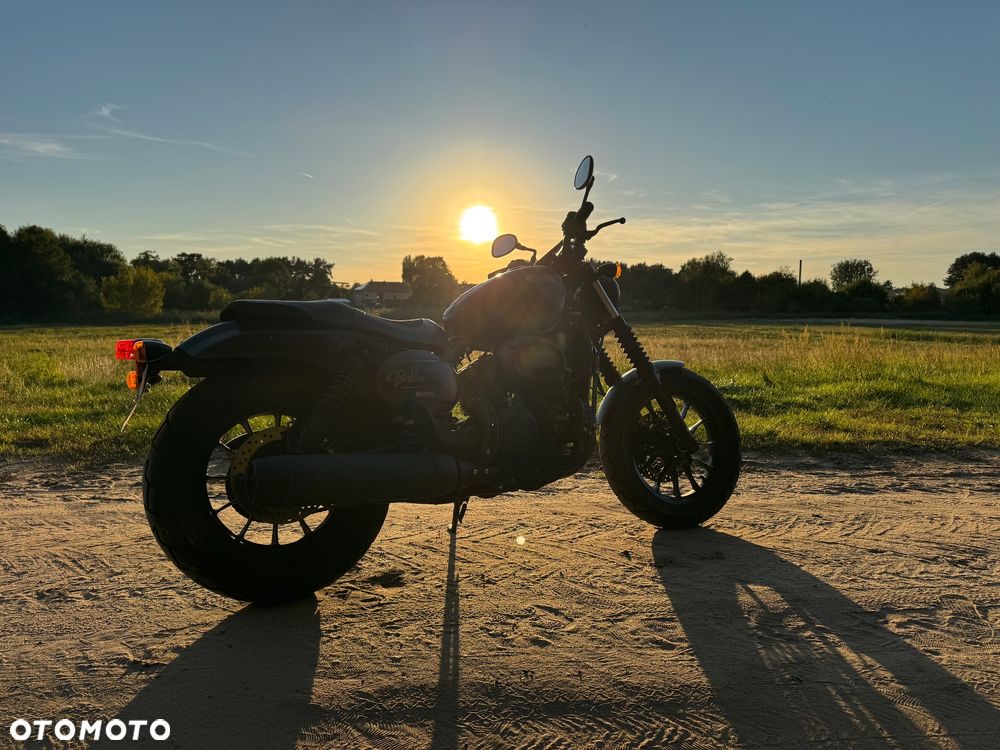 Hyosung GV