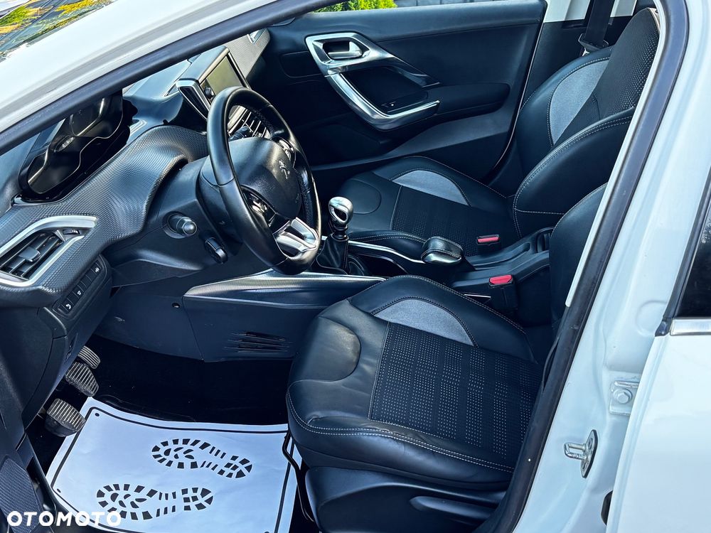 Peugeot 2008 e-HDi FAP 115 STOP & START Allure - 26