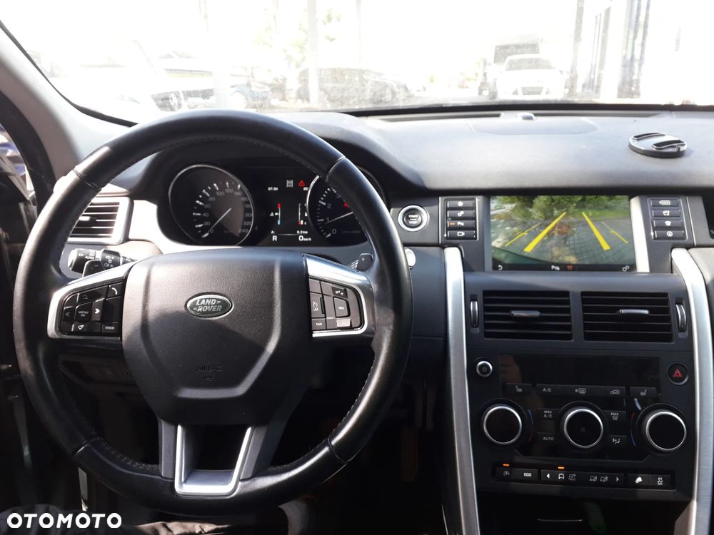 Land Rover Discovery Sport 2.0 Si4 HSE Luxury - 34