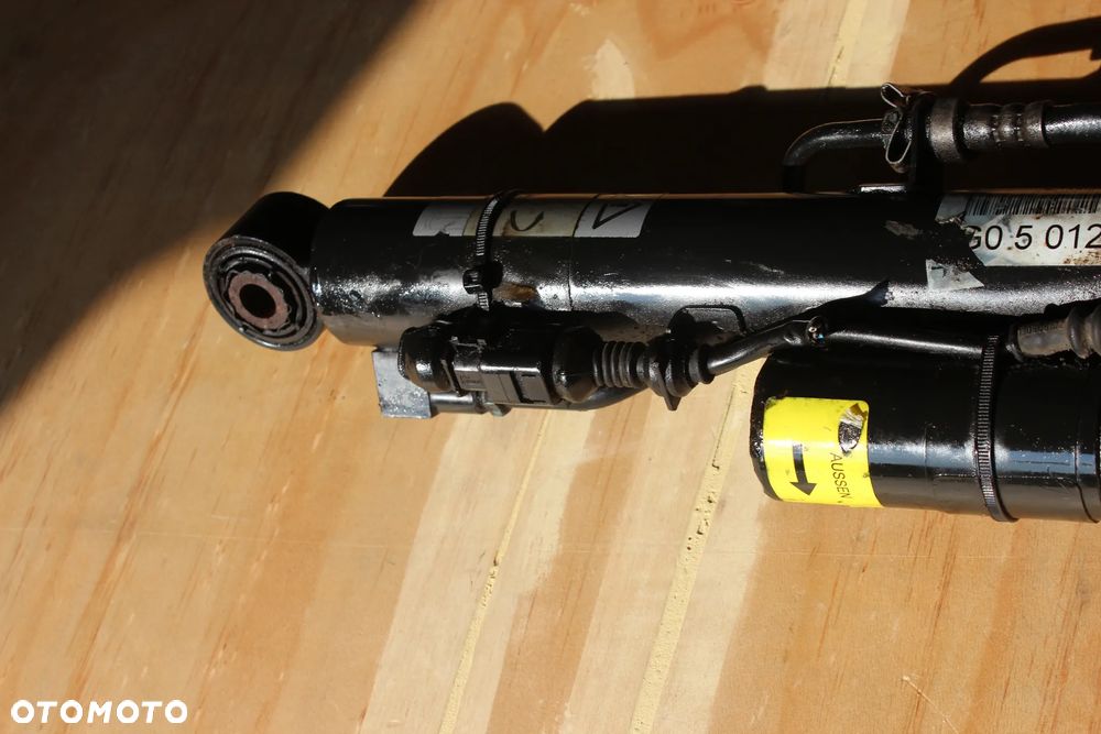 AMORTYZATOR TYLNY PRAWY AUDI RS6 RS7 4G0512020B 2016 - 6