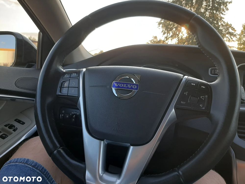 Volvo V40 Cross Country D2 - 28
