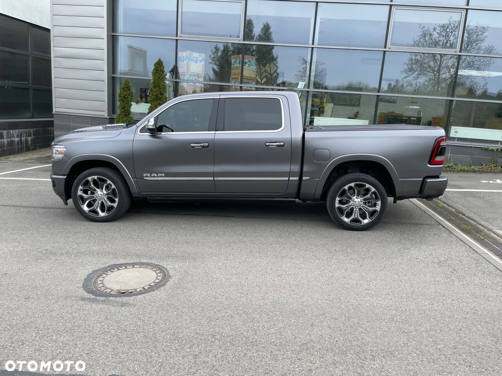 RAM 1500 Crew Cab Shortbed Limited - 4