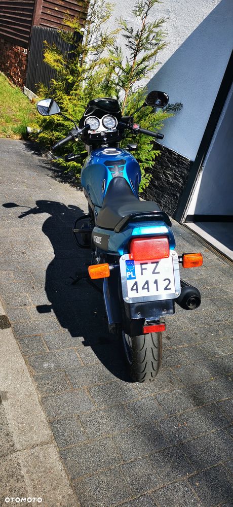Suzuki GS - 4