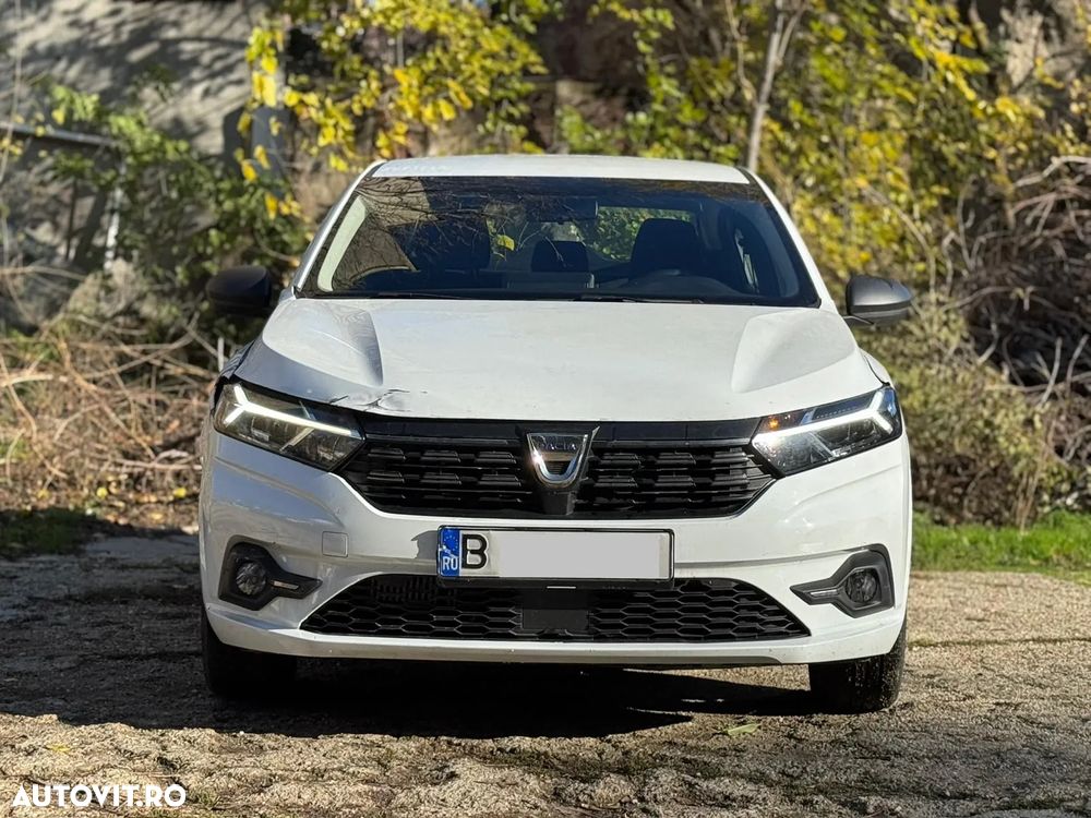 Dacia Logan TCe 90 Essential - 2