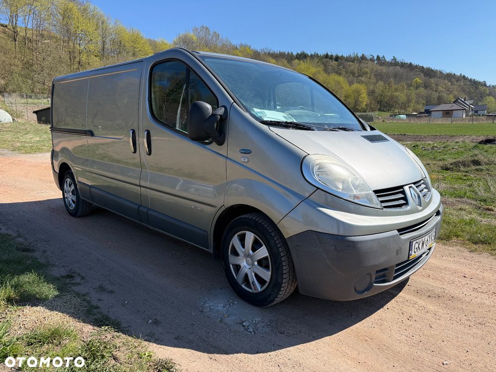 Renault Trafic - 1