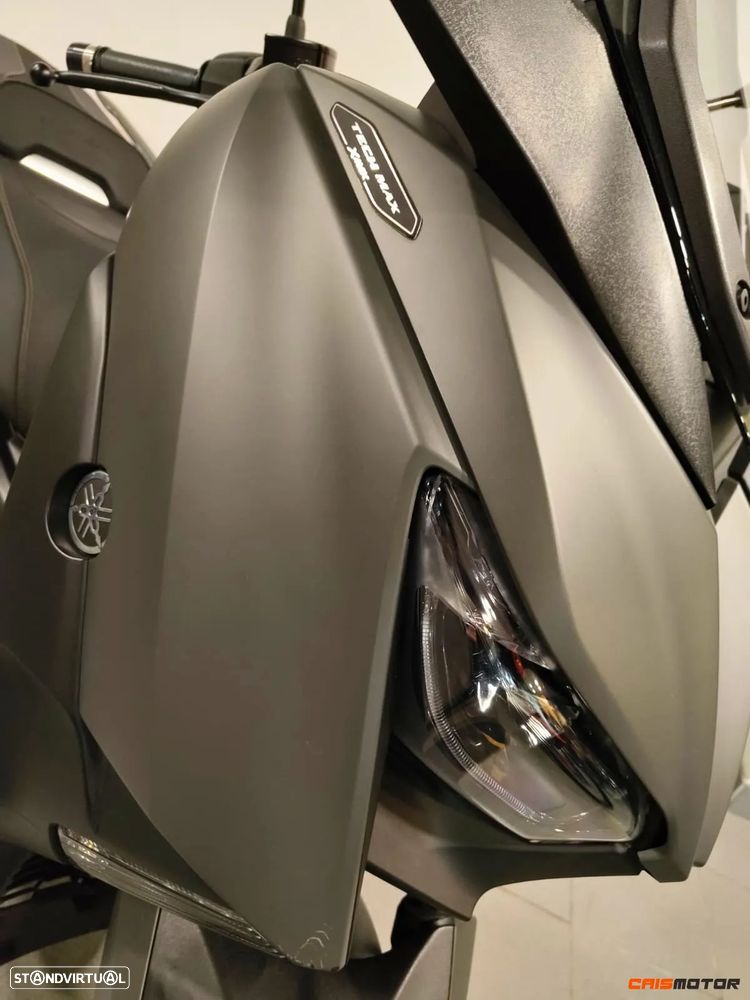 Yamaha X-Max 300 Tech Max - 4