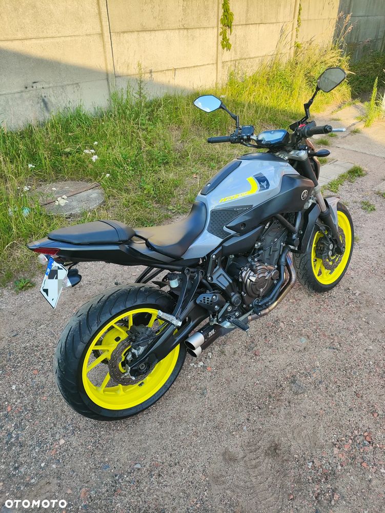 Yamaha MT - 9