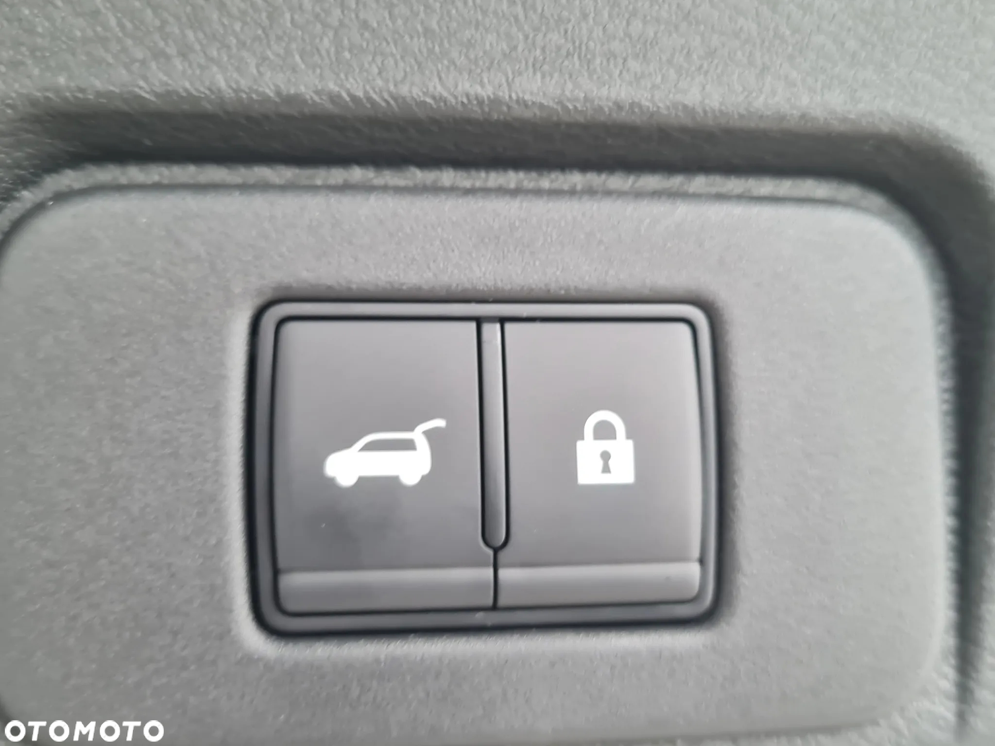 Nissan X-Trail 1.5 VC-T e-POWER Tekna e-4ORCE 7os - 13