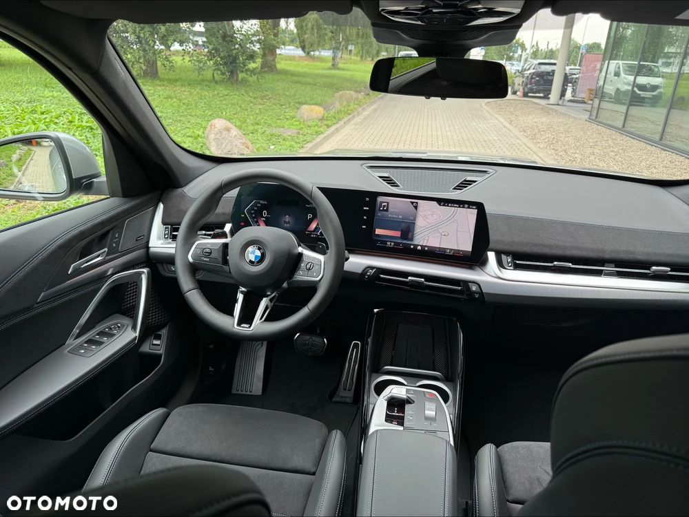 BMW X1 sDrive20i mHEV - 7