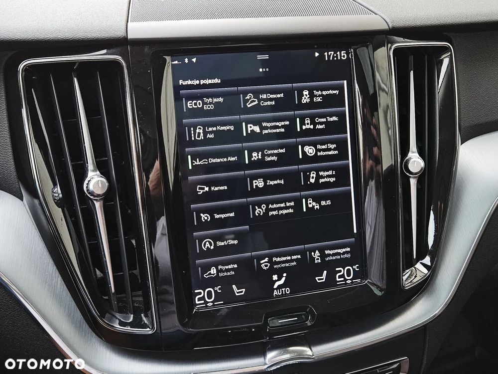 Volvo XC 60 T5 AWD Momentum Pro - 20