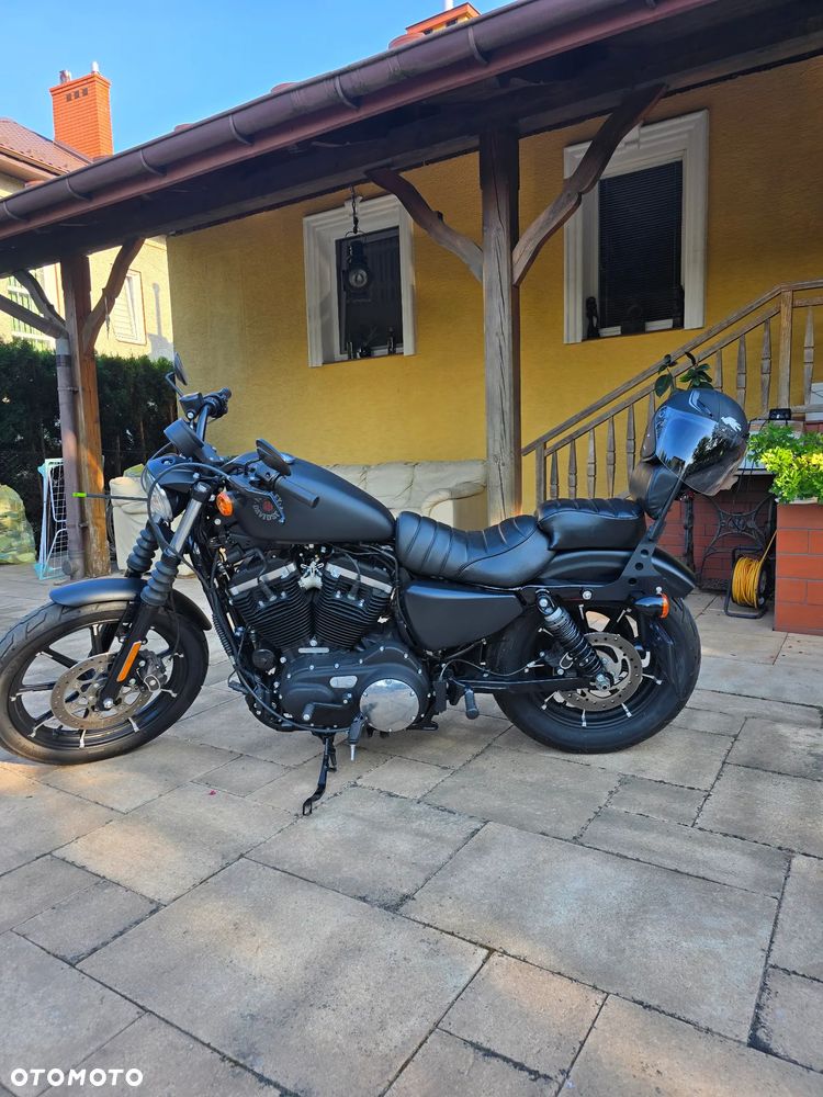 Harley-Davidson Sportster Iron 883 - 24