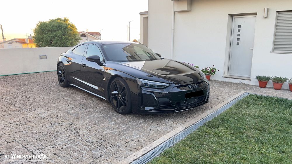 Audi e-tron GT quattro - 1