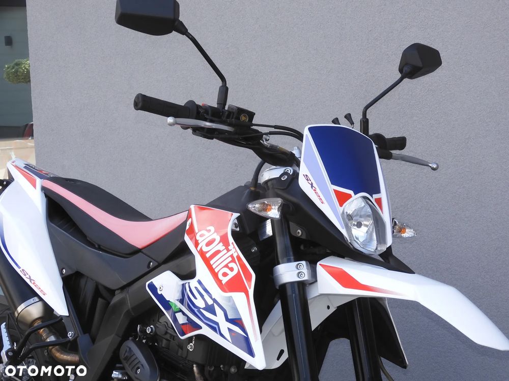 Aprilia SX - 18