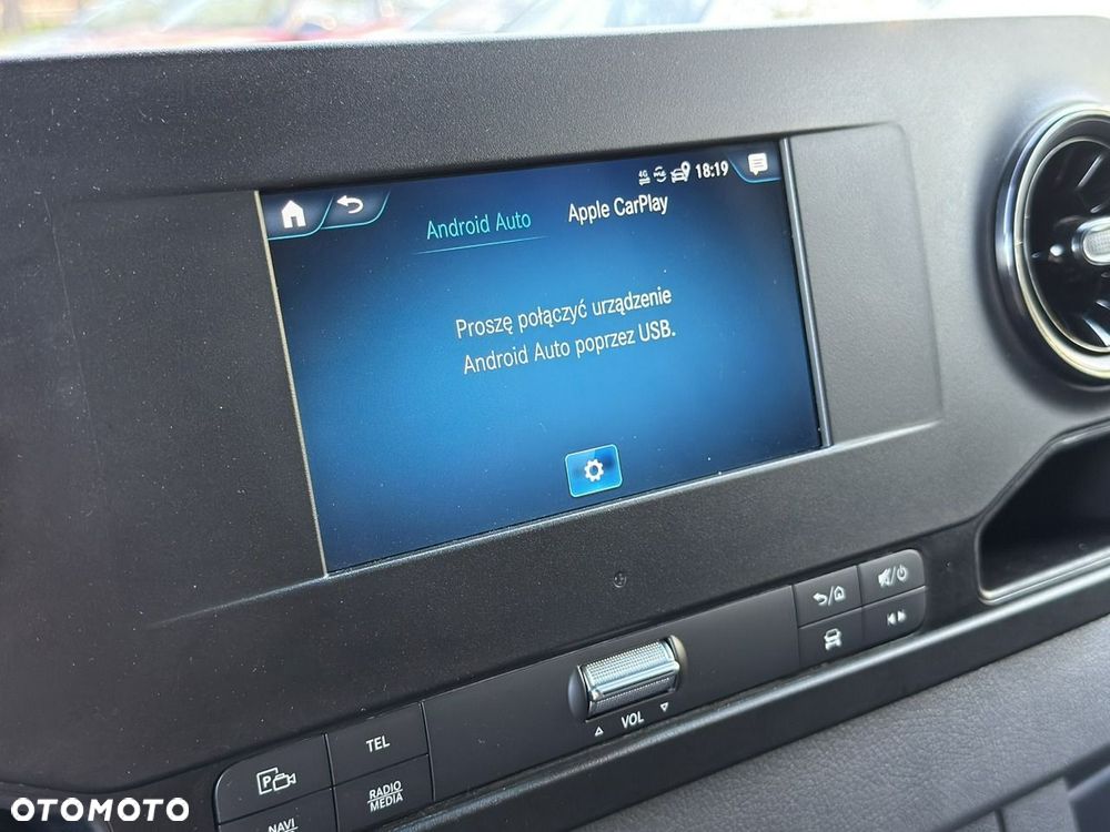 Mercedes-Benz Sprinter - 26