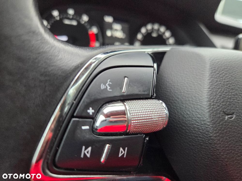 Skoda Octavia 1.5 TSI ACT Ambition - 21