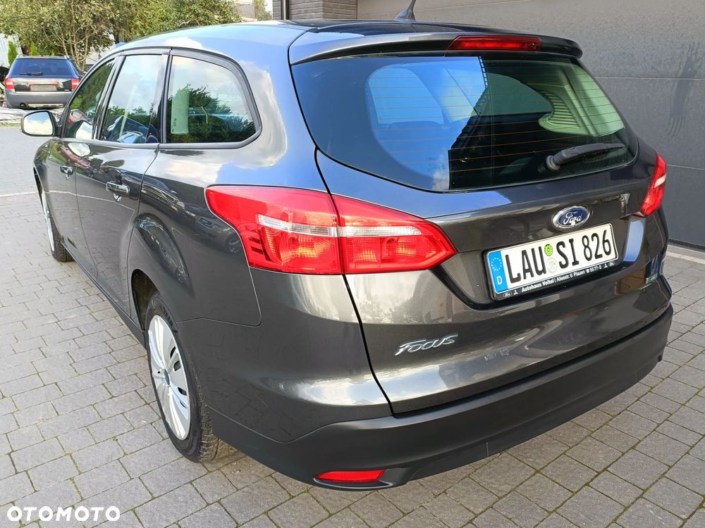 Ford Focus - 4