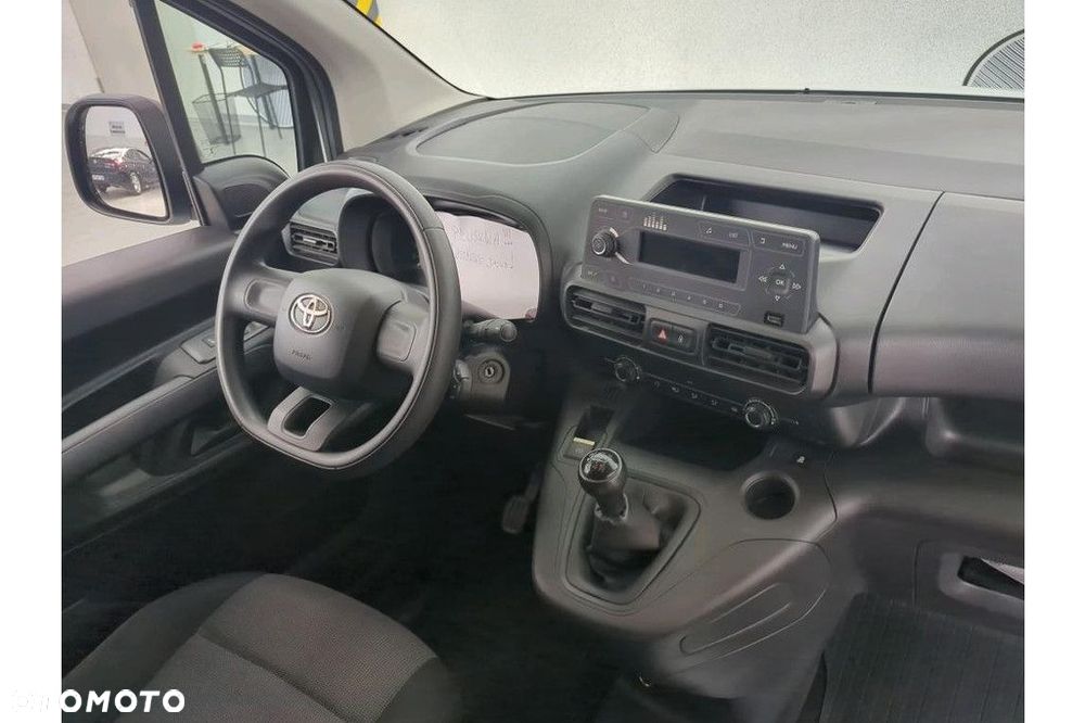 Toyota ProAce 1.5 D-4D Standard Active 2.3t SalonPL VAT23% - 7