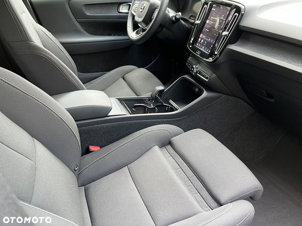 Volvo XC 40 - 9