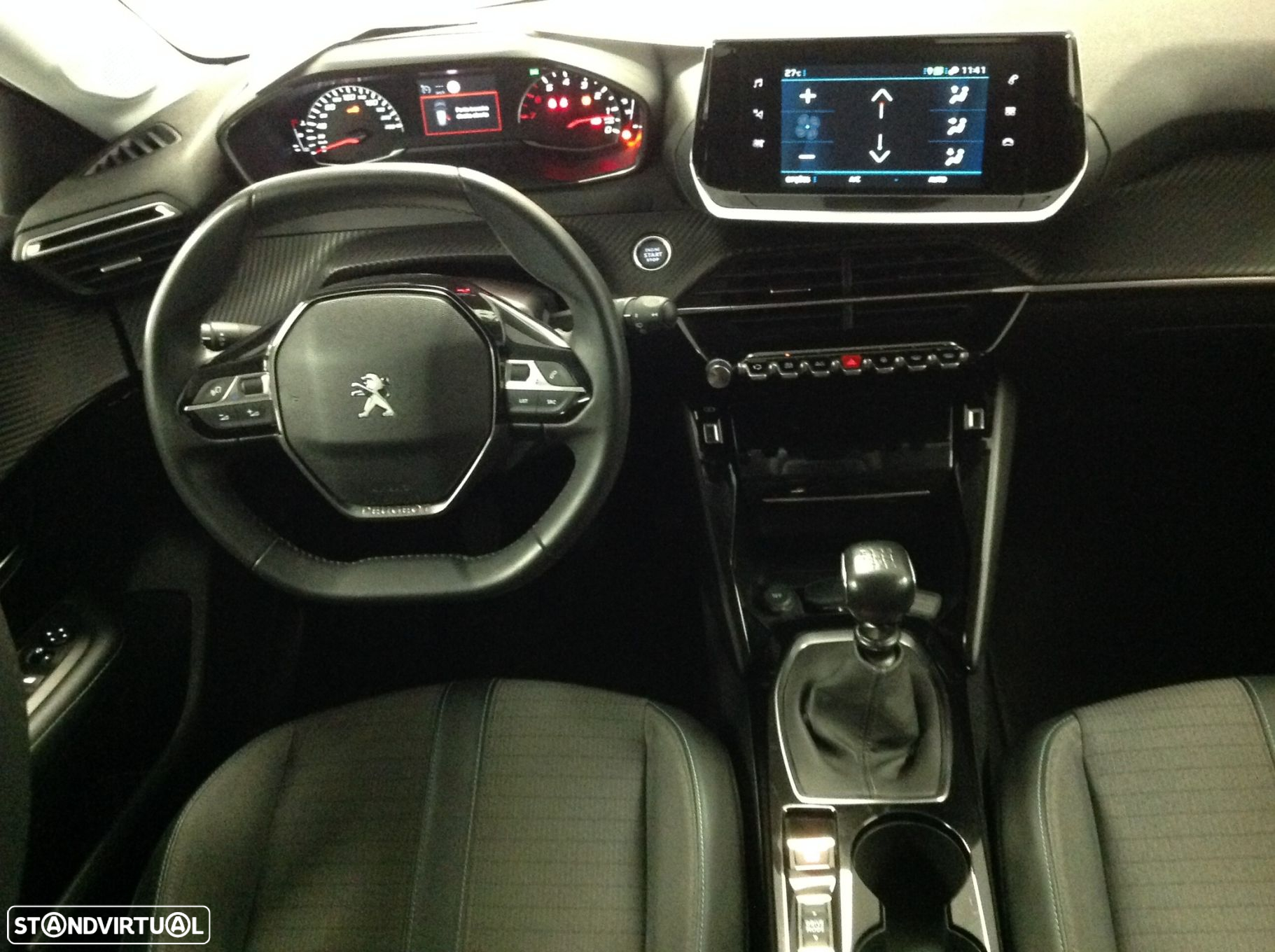 Peugeot 208 1.2 PureTech Allure - 33