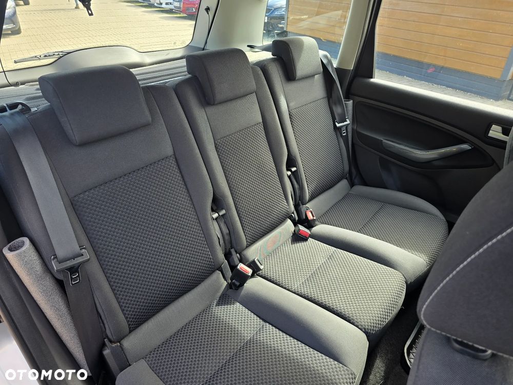Ford C-MAX - 13