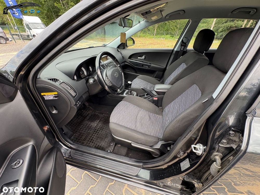 Kia Ceed 1.6 Crdi Optimum + - 18