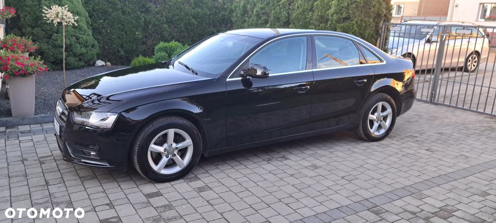 Audi A4 Limousine 2.0 TDI DPF Ambiente - 1