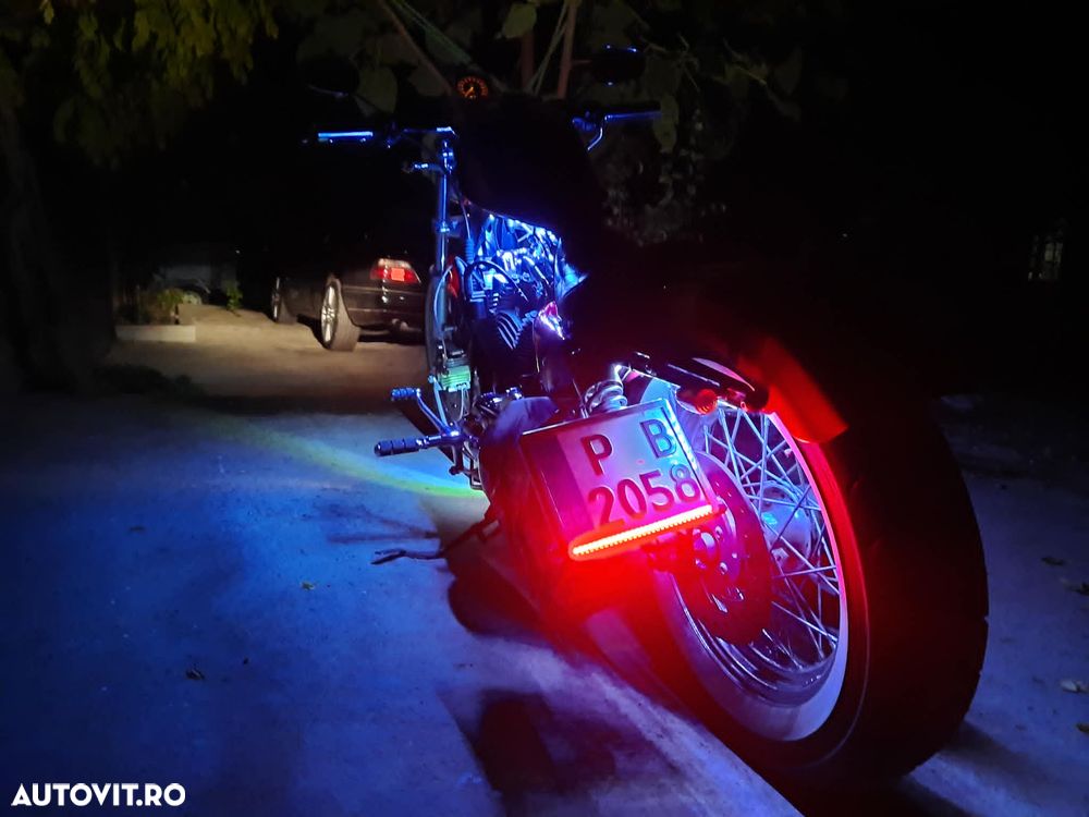 Harley-Davidson XL 1200V Seventy Two - 11