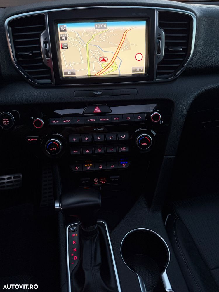 Kia Sportage 2,0 CRDI AWD Aut. GT Line - 13