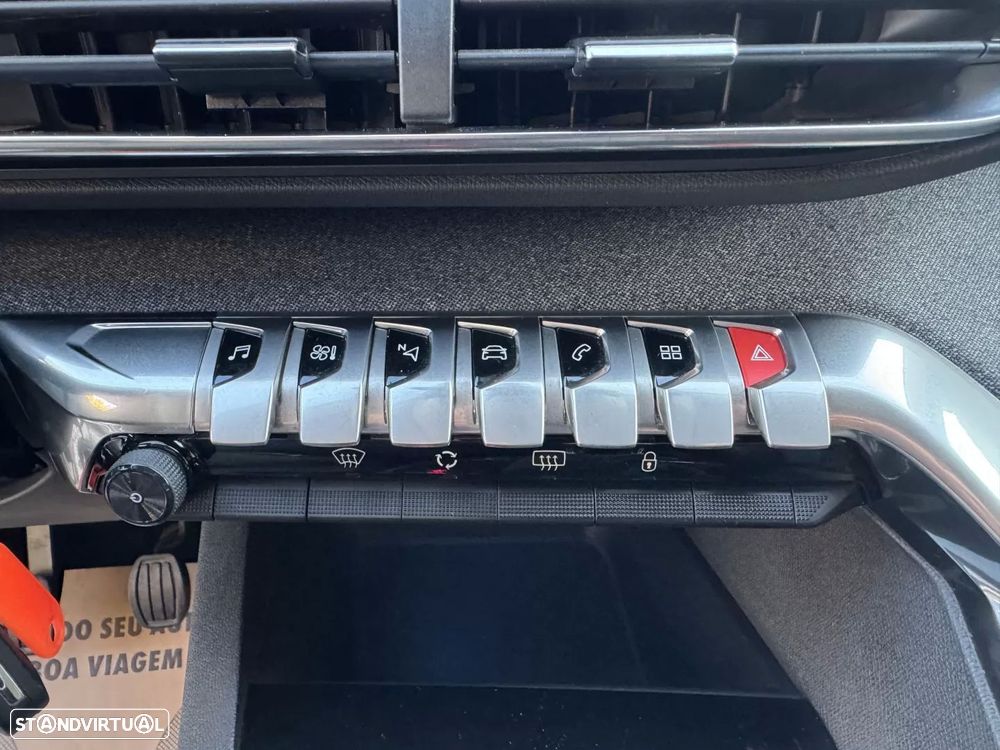 Peugeot 5008 1.6 BlueHDi Allure - 41