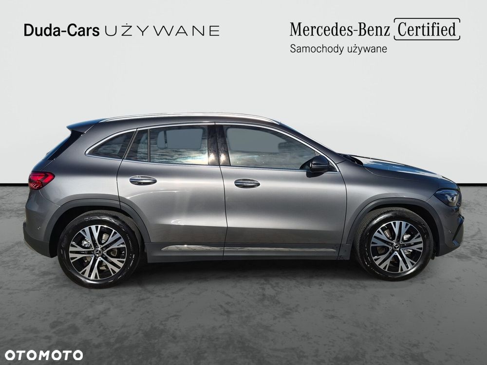 Mercedes-Benz GLA - 7