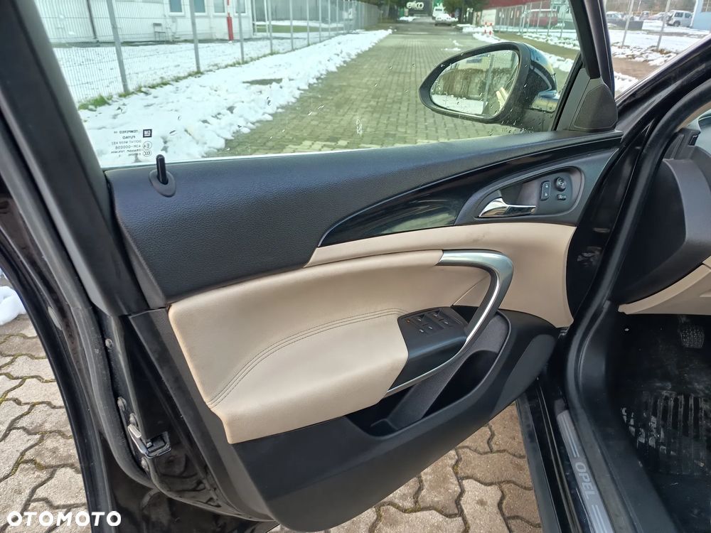 Opel Insignia - 11