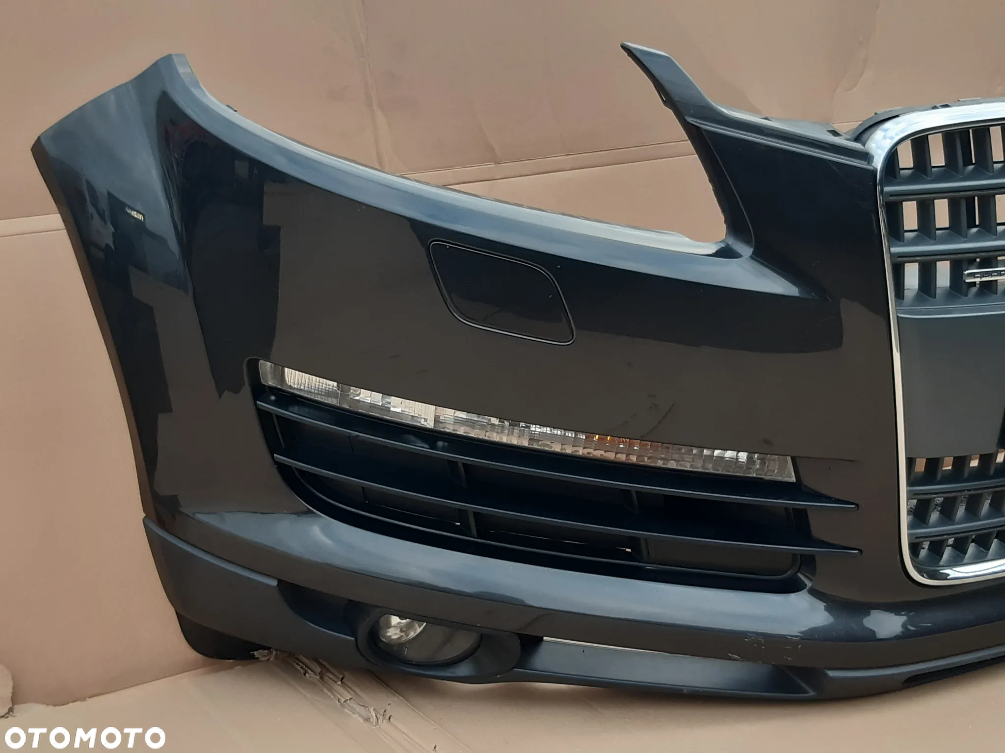 AUDI Q7 4L 08r ZDERZAK PRZÓD PRZEDNI LZ7L - 6