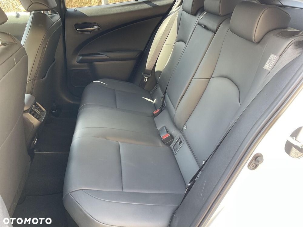 Lexus UX 250h GPF F Sport Design 2WD - 14