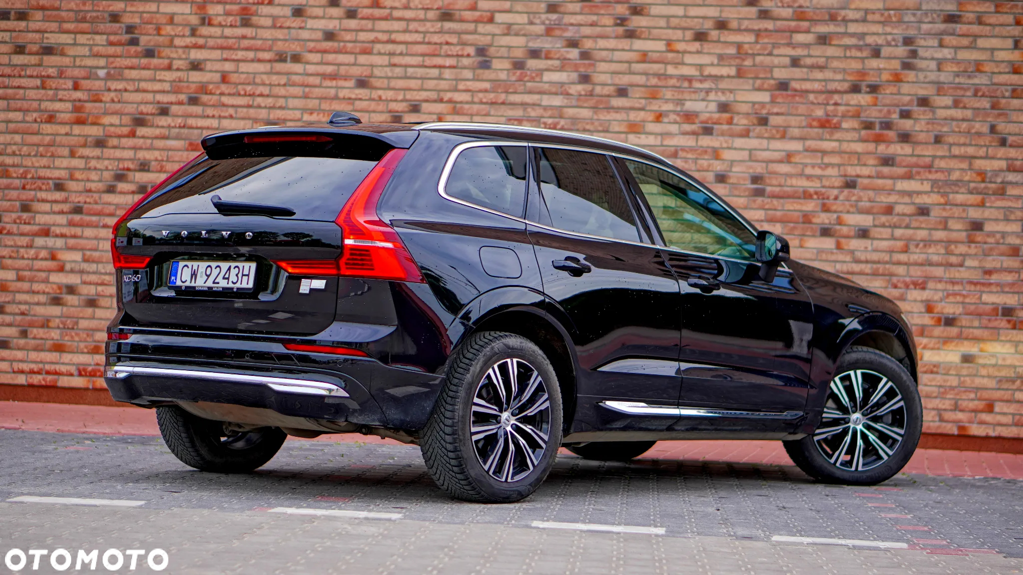 Volvo XC 60 T6 AWD Plug-In Hybrid Inscription - 5