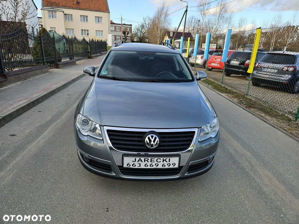 Volkswagen Passat - 2