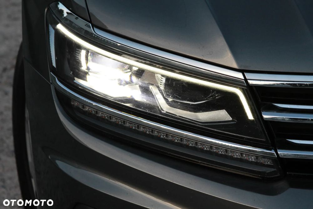 Volkswagen Tiguan 1.4 TSI BlueMotion Technology Exclusive - 21