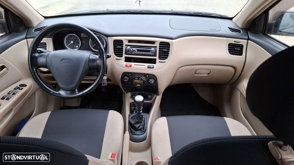 Kia Rio 1.4 LX - 8