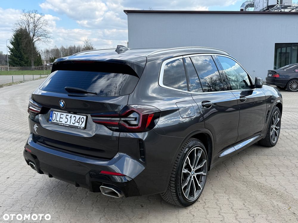 BMW X3 xDrive20d M Sport Edition - 3